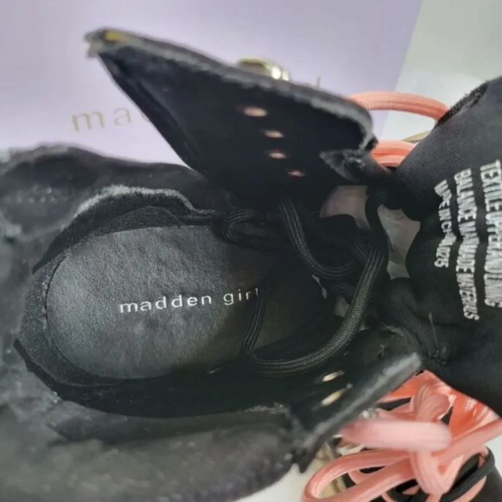 Madden Girl‎ Tipper Rugged Style Pink Lace-up Hiker Ankle Boots Black 7 Women